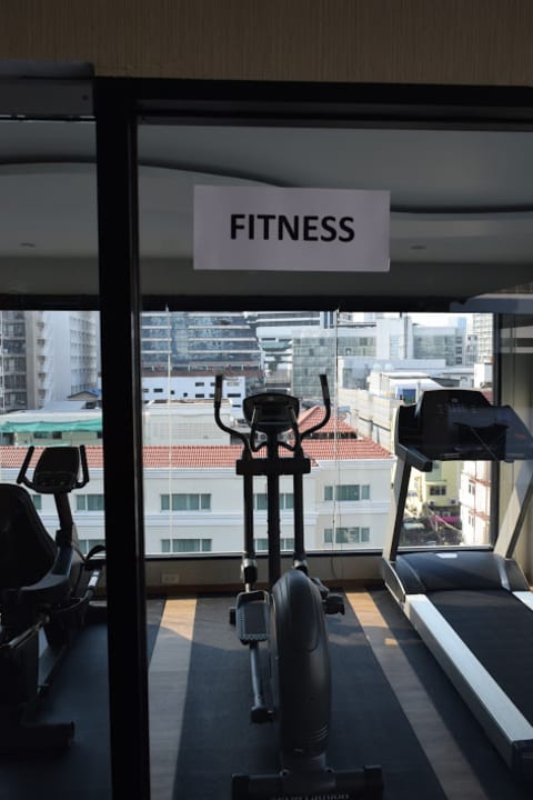 Sport & Freizeit GLOW Sukhumvit 5 by Centropolis