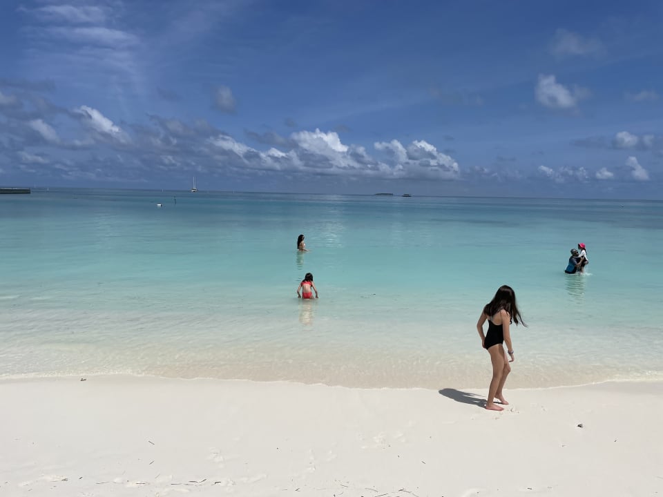 Strand Meeru Maldives Resort Island