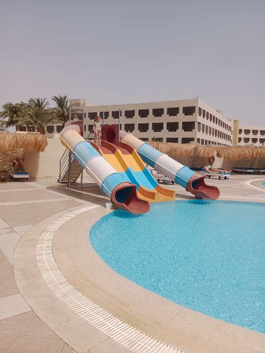 Pool Eagles Paradise Abu Soma