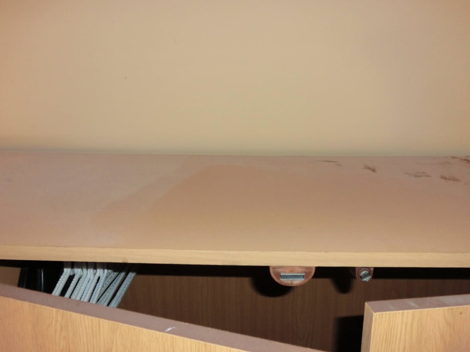 Schrank Deckel oben....  Bei Juan Playa Blanca