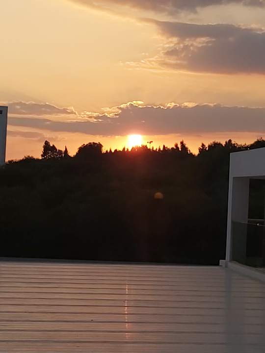 Ausblick Napa Mermaid Hotel & Suites