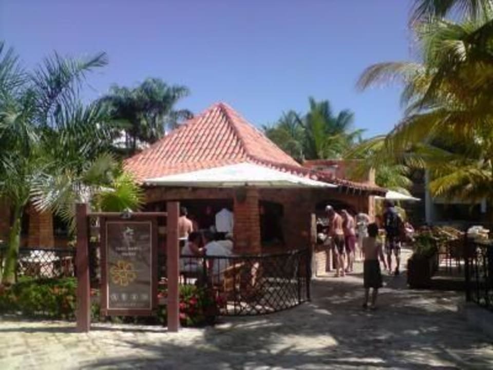 Snack bar de la piscine principale Villas Bavaro Resort & Spa