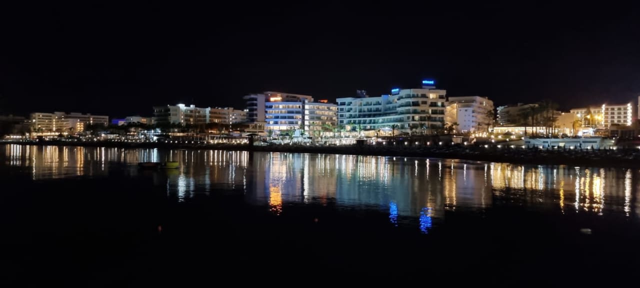 Außenansicht Hotel Sunrise Beach