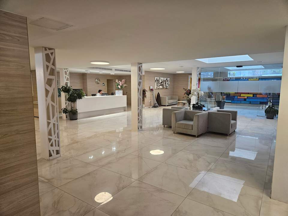 Lobby Hotel Aparthotel Paguera Beach
