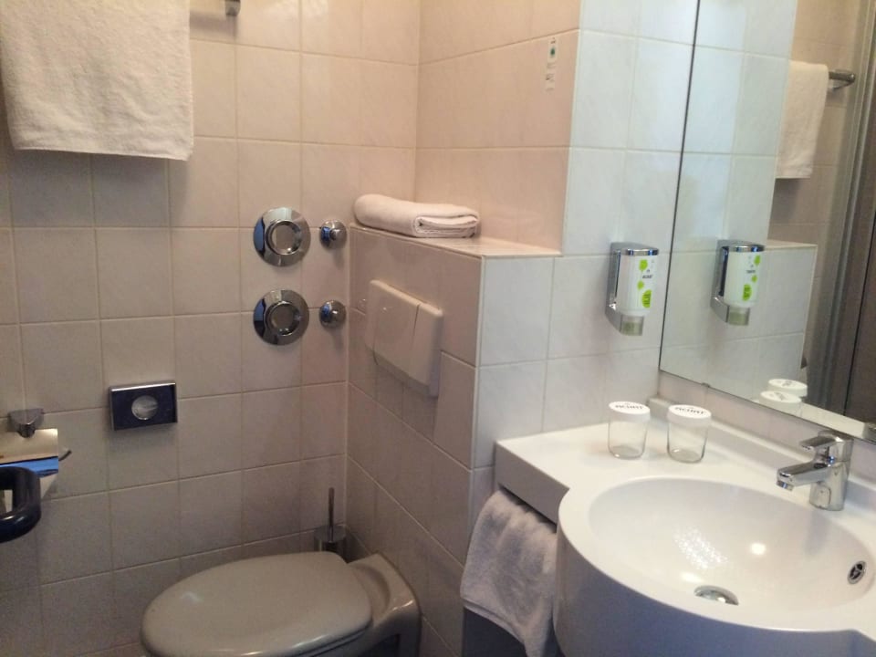 Kleines Bad ACHAT Hotel Hockenheim