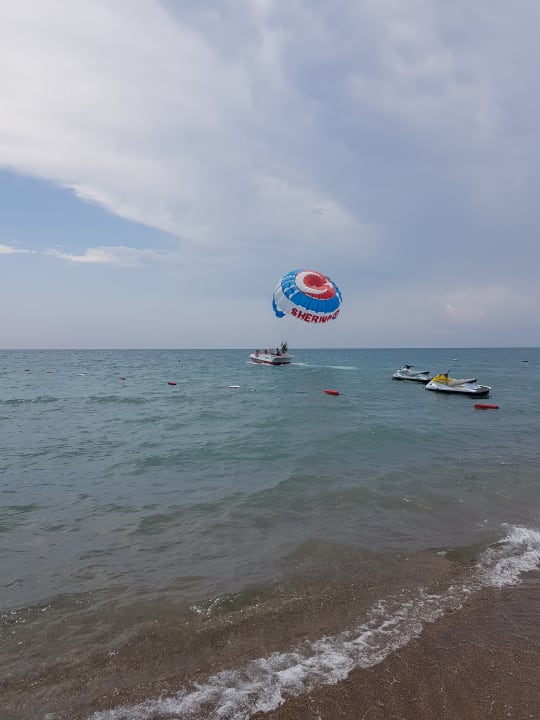 Strand Royal Wings Hotel