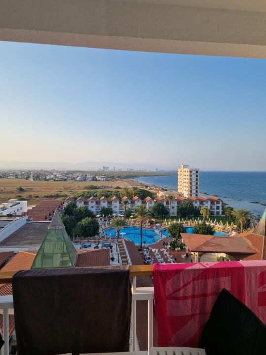 Ausblick Salamis Bay Conti Resort Hotel & Casino