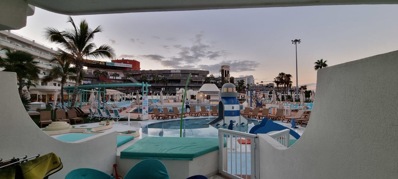 Pool HOVIMA La Pinta Beachfront Family Hotel