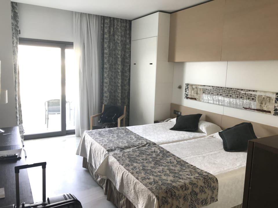Zimmer Hipotels Gran Conil Hotel