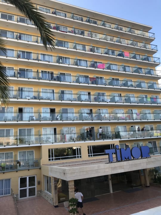 Außenansicht Hotel Timor