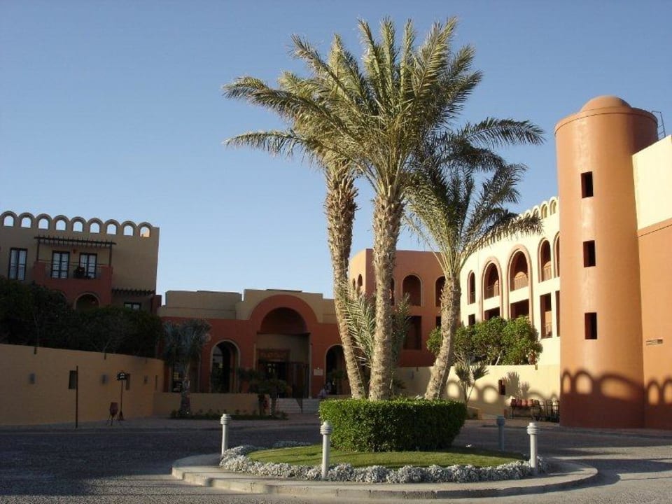 Eingang Hauptgebäude Hotel Three Corners Ocean View prestige - Adults only