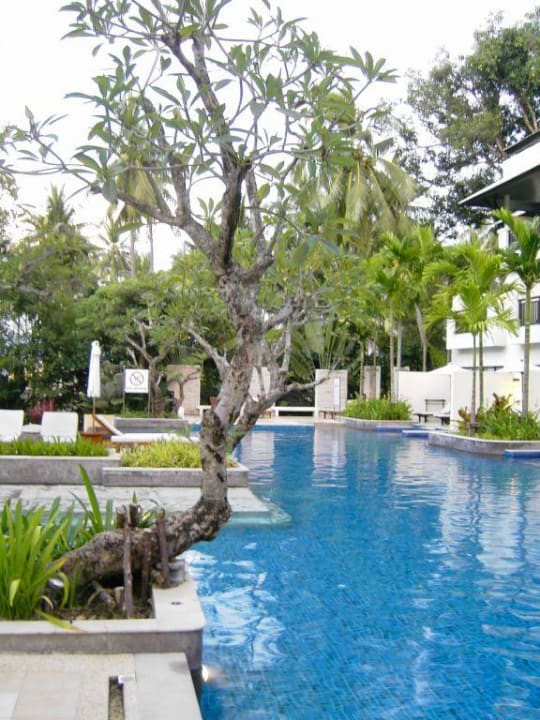 Pool im Privilege Club Horizon Karon Beach Resort & Spa
