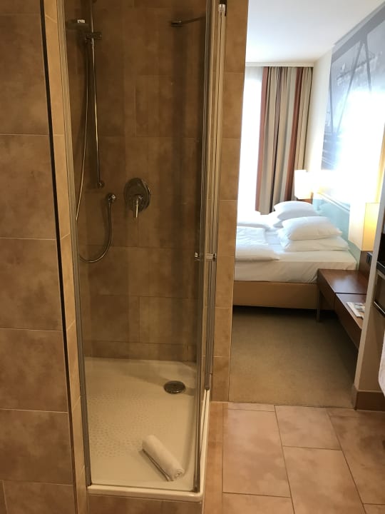 Zimmer Lindner Hotel Hamburg Am Michel, part of JdV by Hyatt