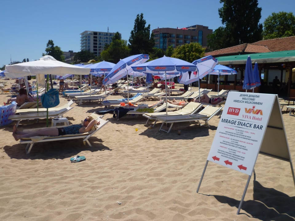 Liegen, Auflagen und Schirme kostenlos HVD Viva Club Hotel