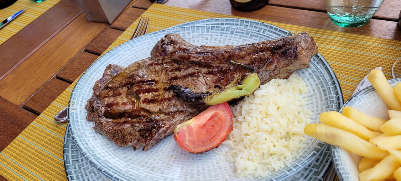 Gastro Gloria Serenity Resort