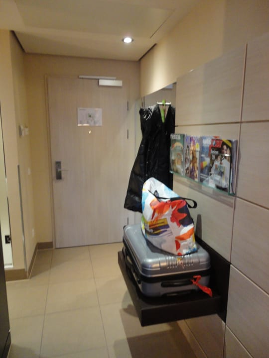 Eingang Lindner Hotel Vienna Am Belvedere, part of JdV by Hyatt