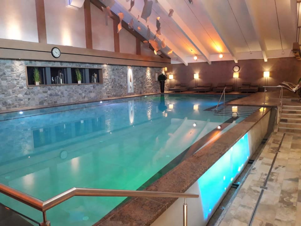 Pool Wohlfühlresort Peternhof