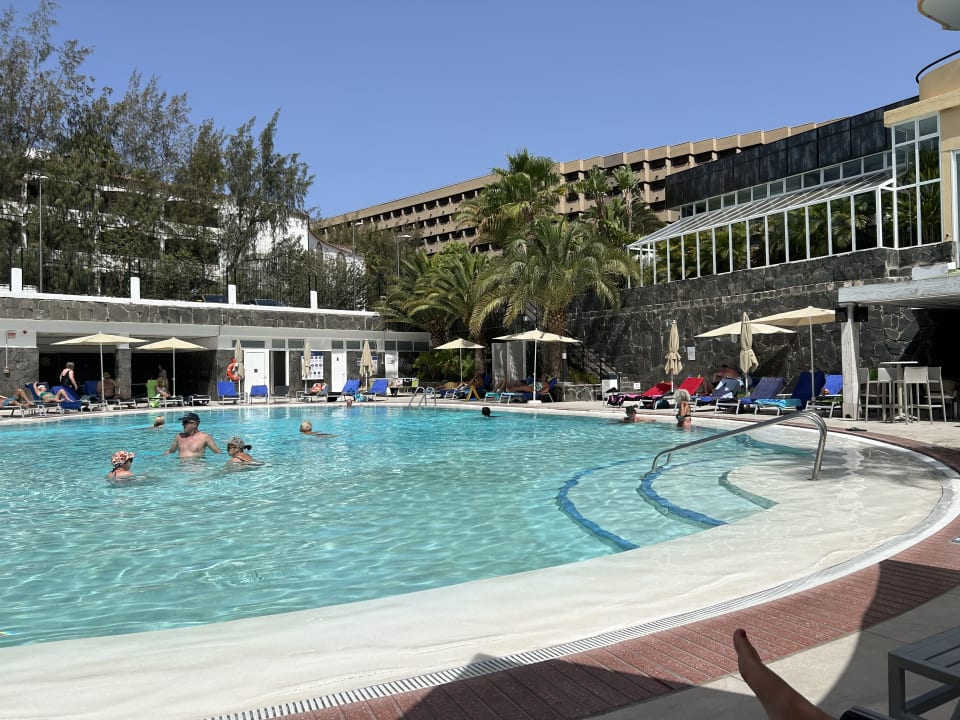 Pool allsun Hotel Lucana