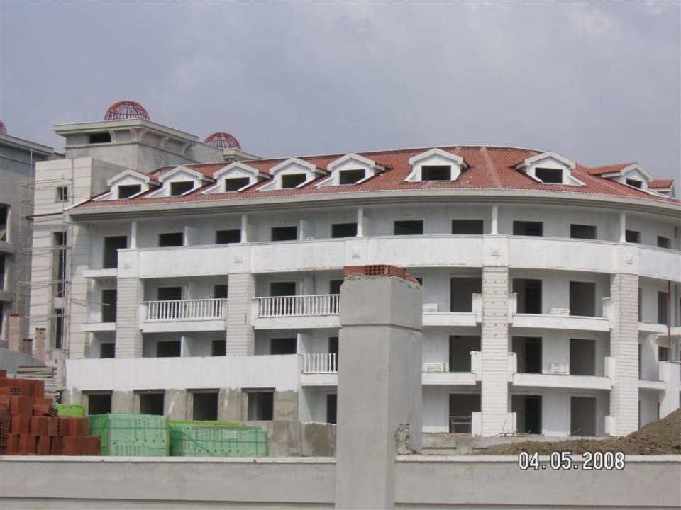 Alba Queen Alba Queen Hotel