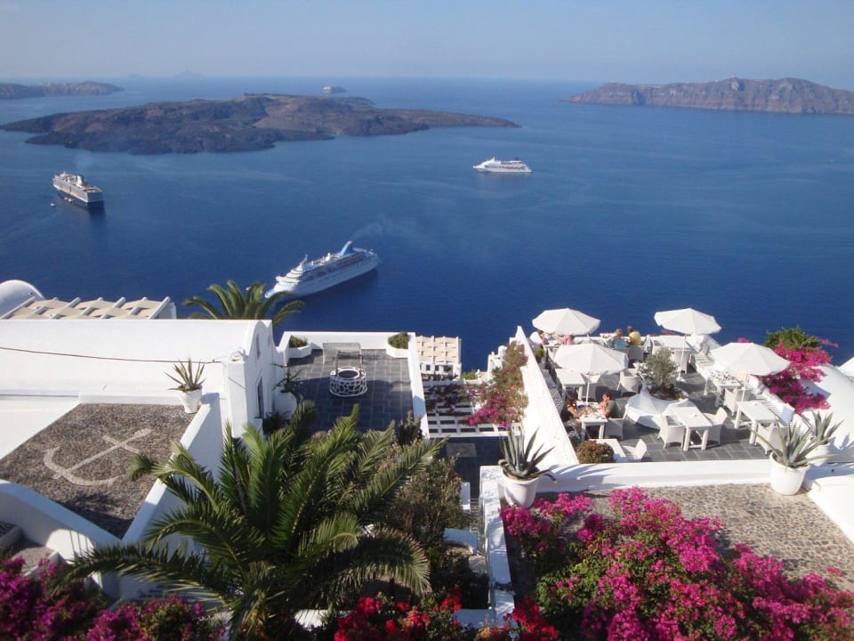 Blick vom Hoteleingang auf die Anlage Hotel Agali Houses