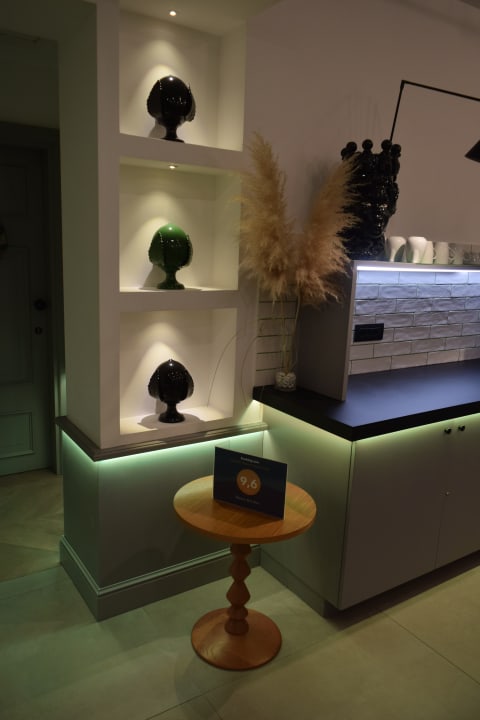 Lobby Maison Bon Bon