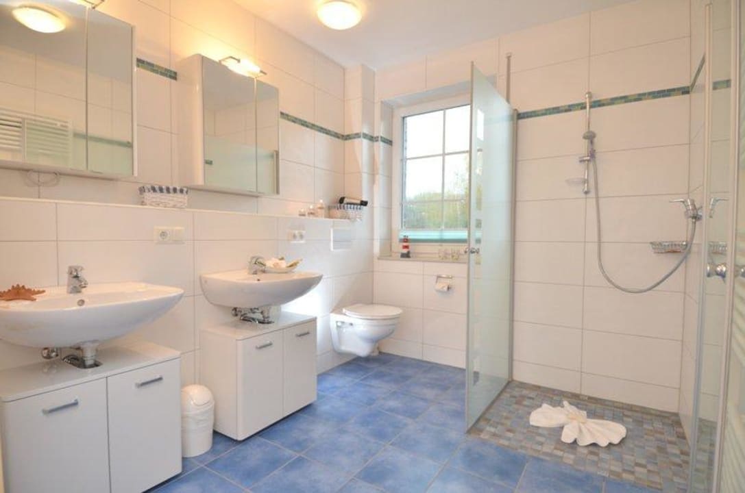 Bad WG 01 Friesenhus Sellin