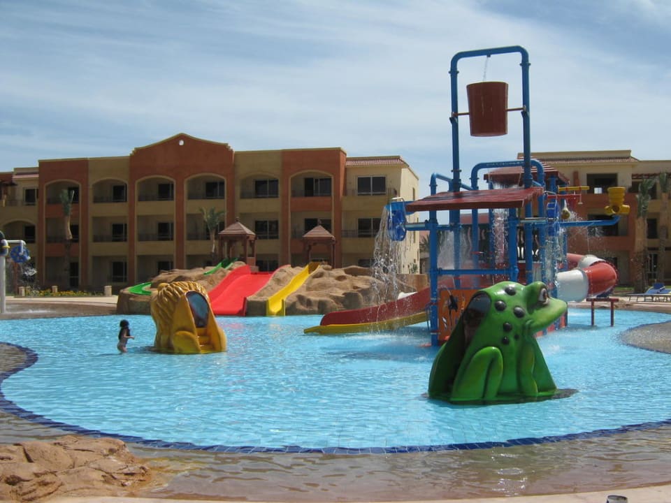 Детский бассейн Regency Plaza Aqua Park & Spa