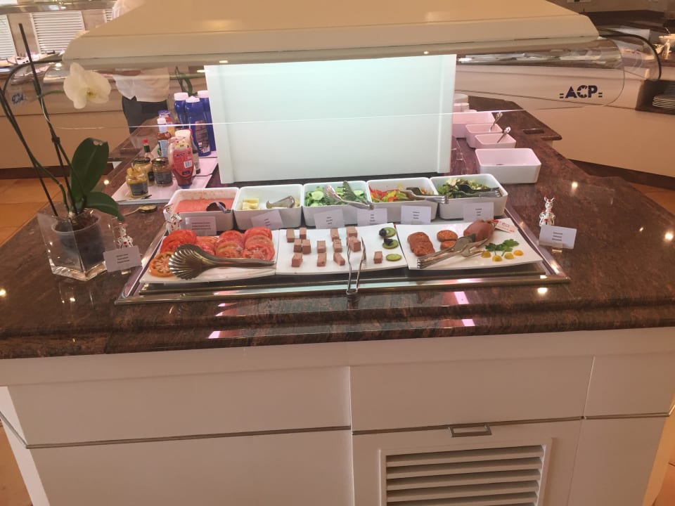 Buffet Mon Port Hotel & Spa