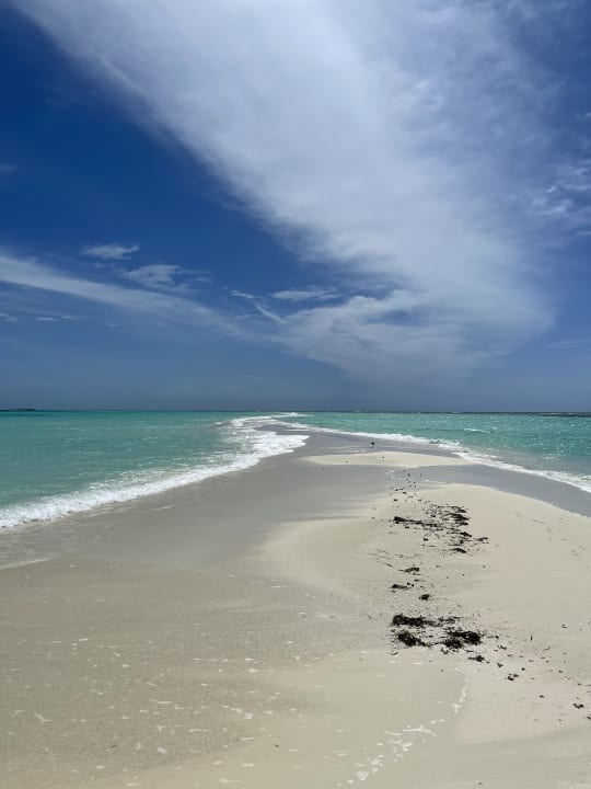 Strand Kuredu Island Resort & Spa