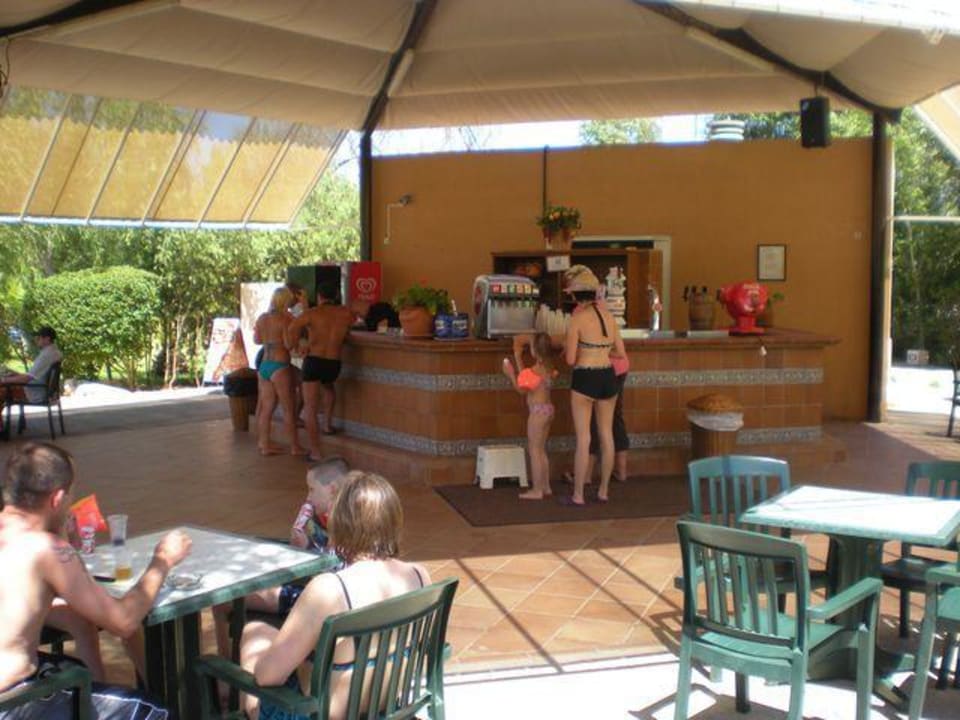Poolbar Garbí Cala Millor