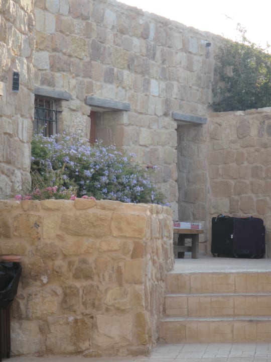 Sonstiges The Old Village Hotel & Resort