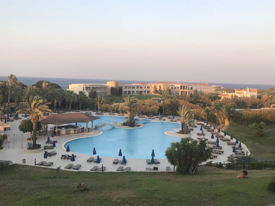 Pool Kresten Palace Hotel