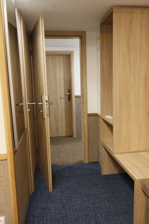 Zimmer Botel Racek