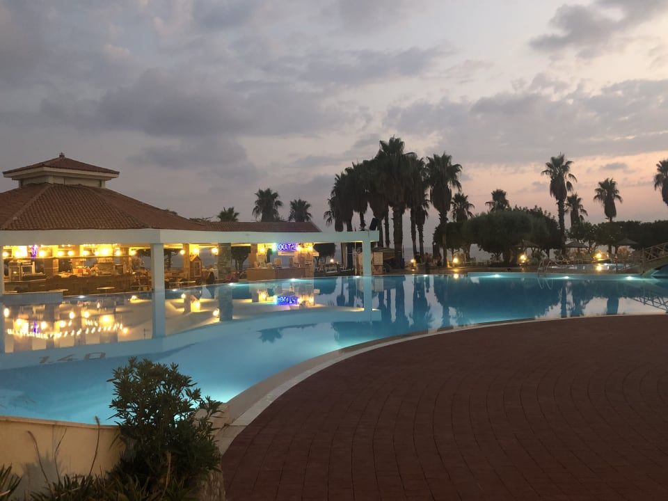 Pool Hotel Defne Star