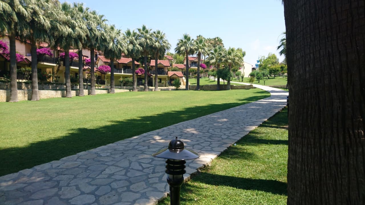 Gartenanlage Melas Holiday Village