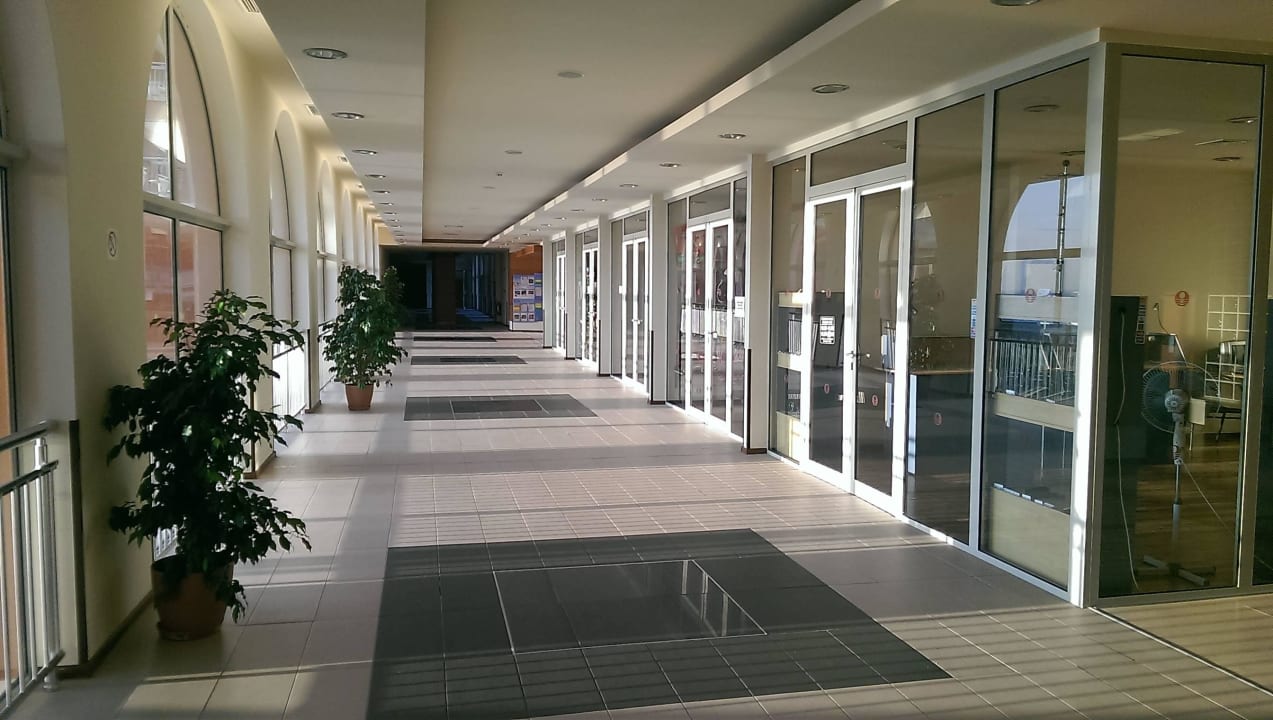 Einkaufspassage Sol Luna Bay