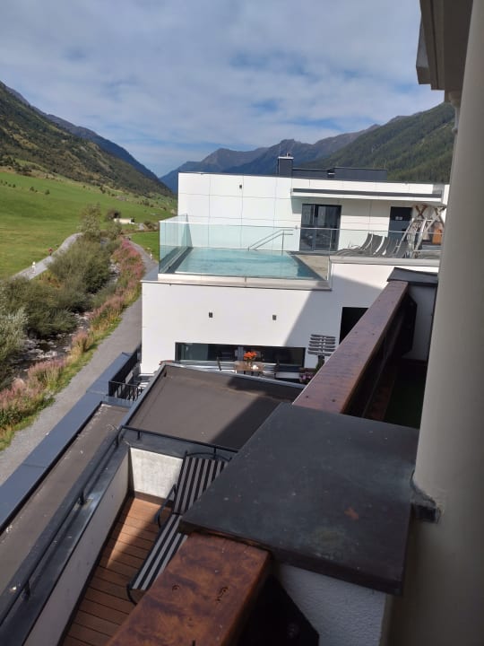 Ausblick Alpenresidenz Ballunspitze