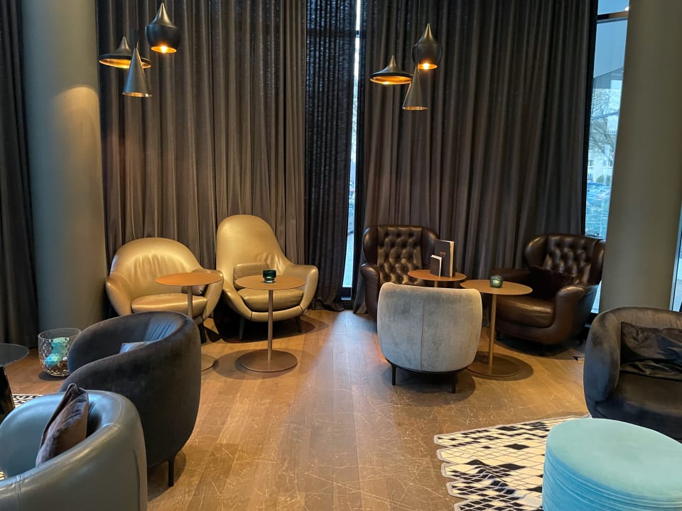 Lobby Motel One Bonn-Beethoven