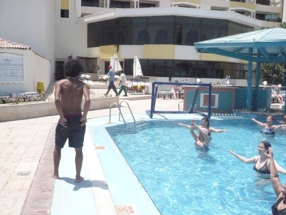 Гимнастика от Тито SUNRISE Holidays Resort (Adults Only)