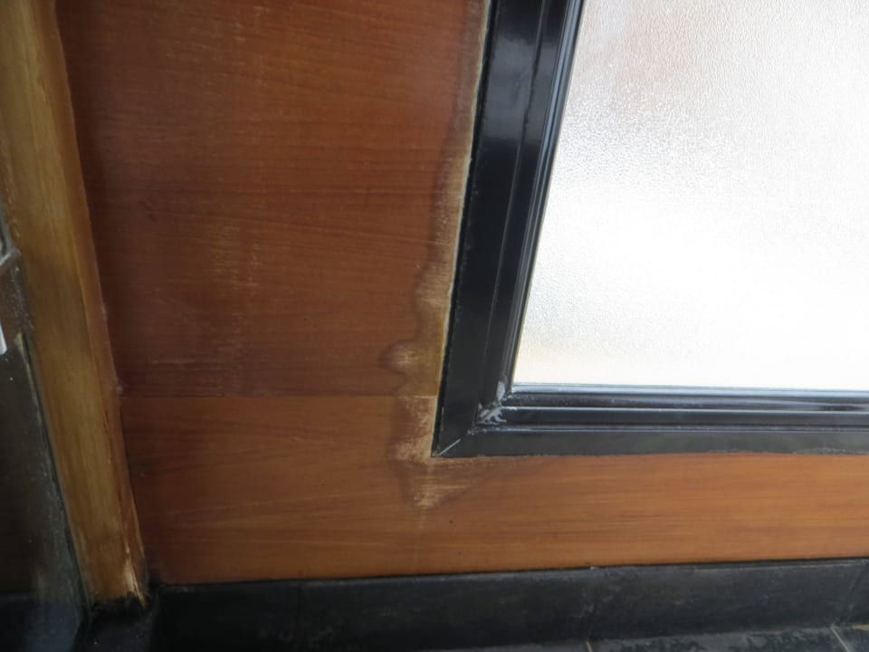 Die Fenster im Badezimmer Adaaran Select Hudhuran Fushi - Premium All Inclusive