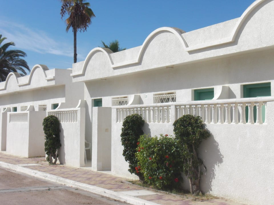 Unser Bungalow von außen El Mouradi Club Kantaoui