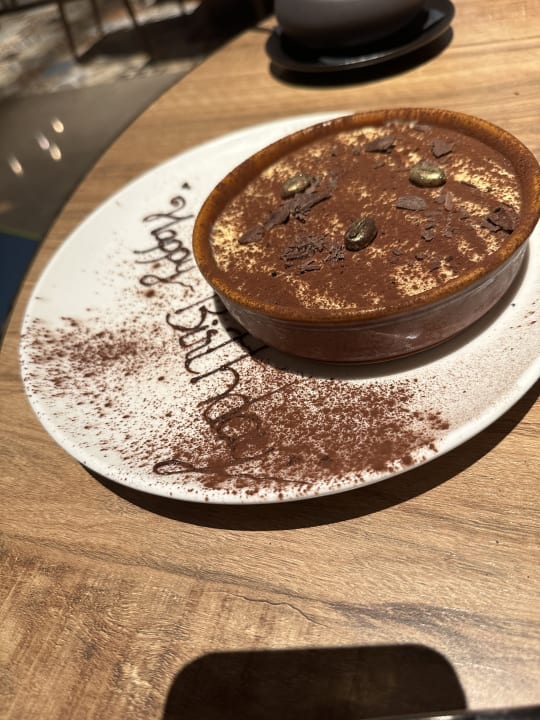 Gastro Saadiyat Rotana Resort &  Villas