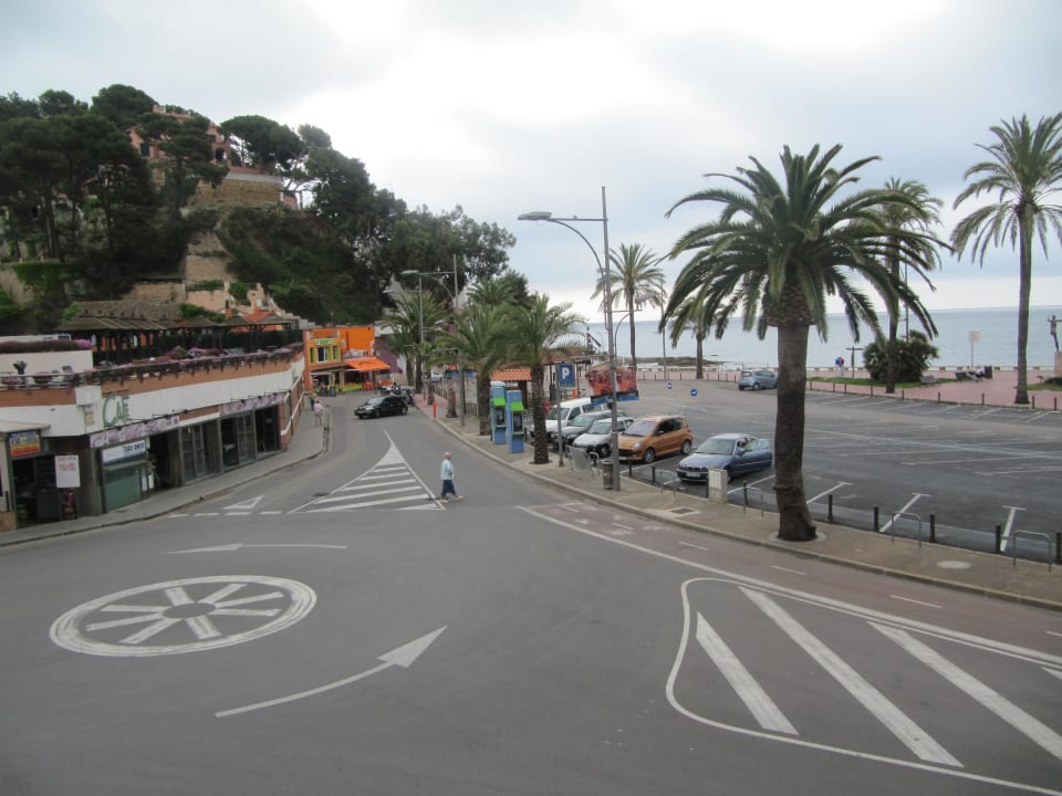 Widok na okolicę Hotel Rosamar Maritim