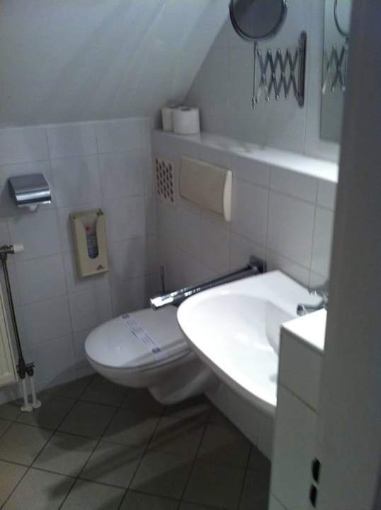 WC Hotel Udvarhaz