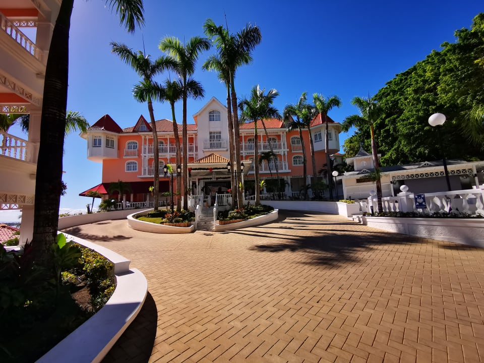 Außenansicht Bahia Principe Grand Samana - Adults Only