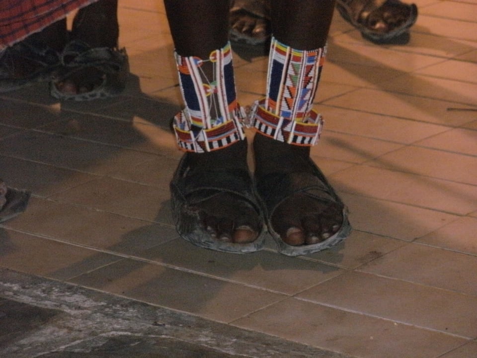 Die Sandalen der Masai aus Autoreifen Hotel Diani Sea Lodge
