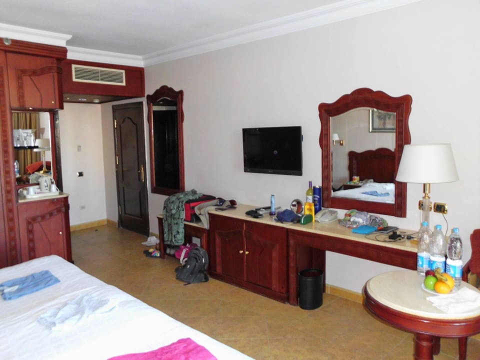 Großes Superior-Zimmer m. Kaffee-/Tee-Zubereiter Palm Royale Resort - Soma Bay