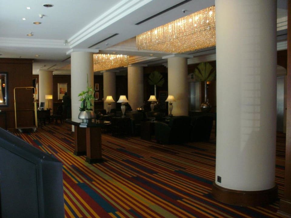 Lobby Lindner Hotel Cologne City Plaza, part of JdV by Hyatt