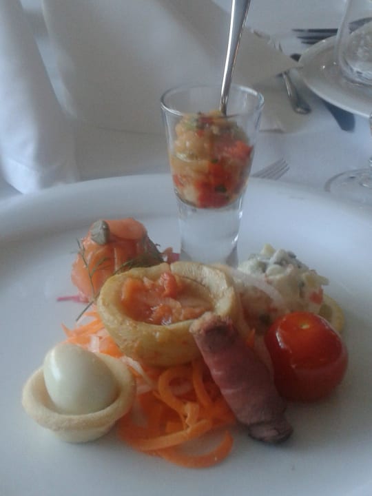 Ostergala 2014 Diamond Excellence Resort & Spa