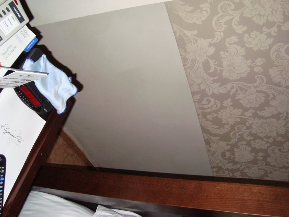 Bett nicht bündig an der Wand? Majestic Elegance Punta Cana